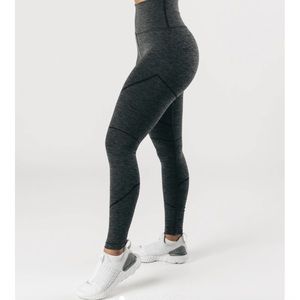 Alphalete Leggings